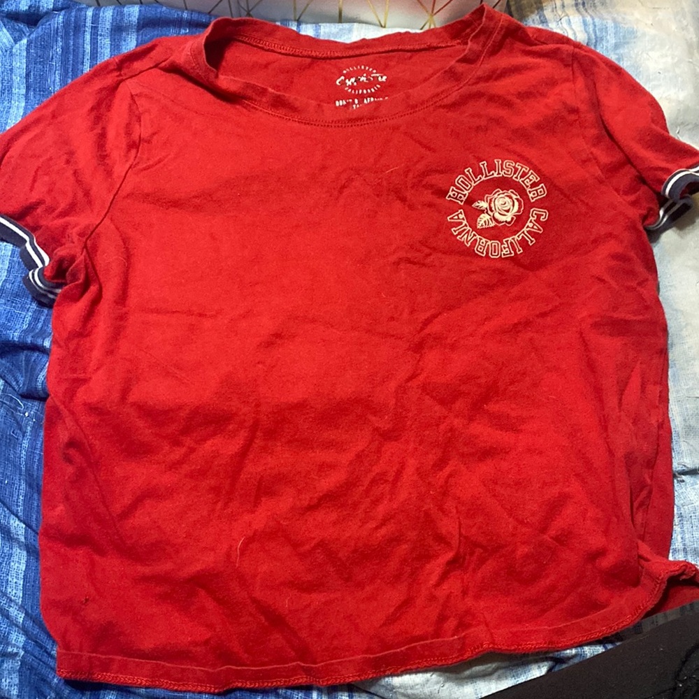 Size small hollister crop top